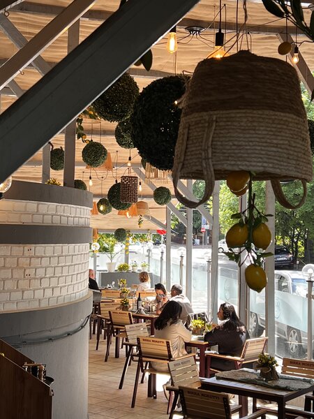 Pizzar si bucatar pentru restaurant italienesc, Calea Calarasilor