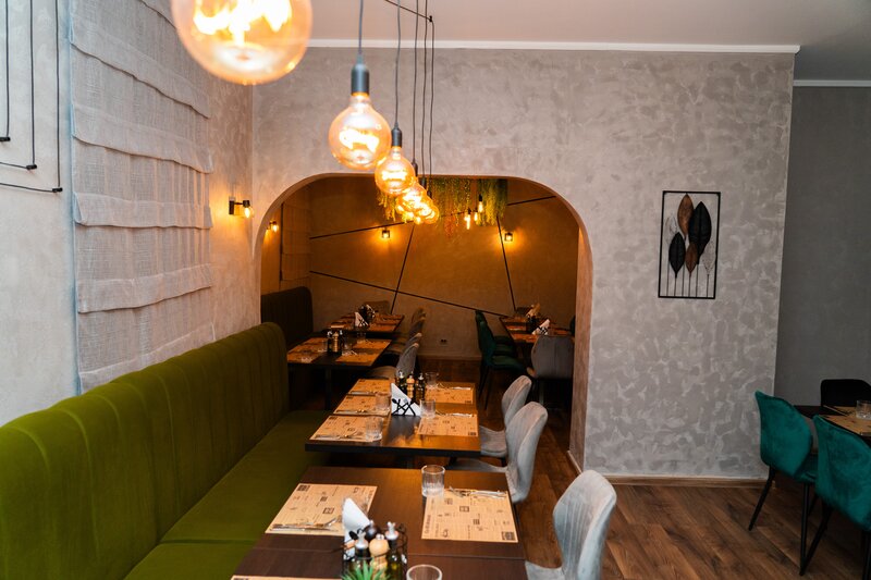 Pizzar si bucatar pentru restaurant italienesc, Calea Calarasilor
